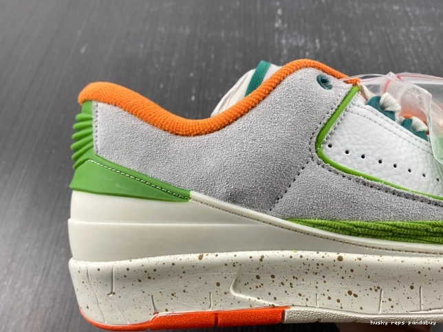 Rep Husky TITAN Jordan Low Retro 2 DV6206-183 (W) 0711